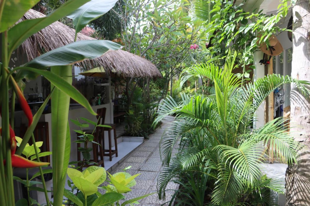 Wombat'S B&B Gili Trawangan Exterior photo