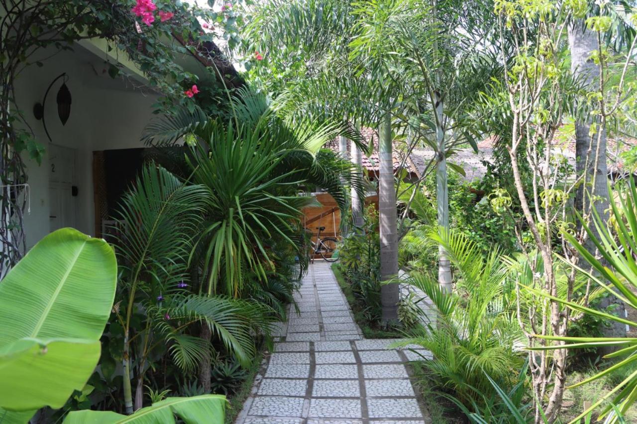 Wombat'S B&B Gili Trawangan Exterior photo