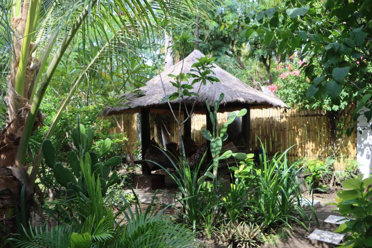 Wombat'S B&B Gili Trawangan Exterior photo