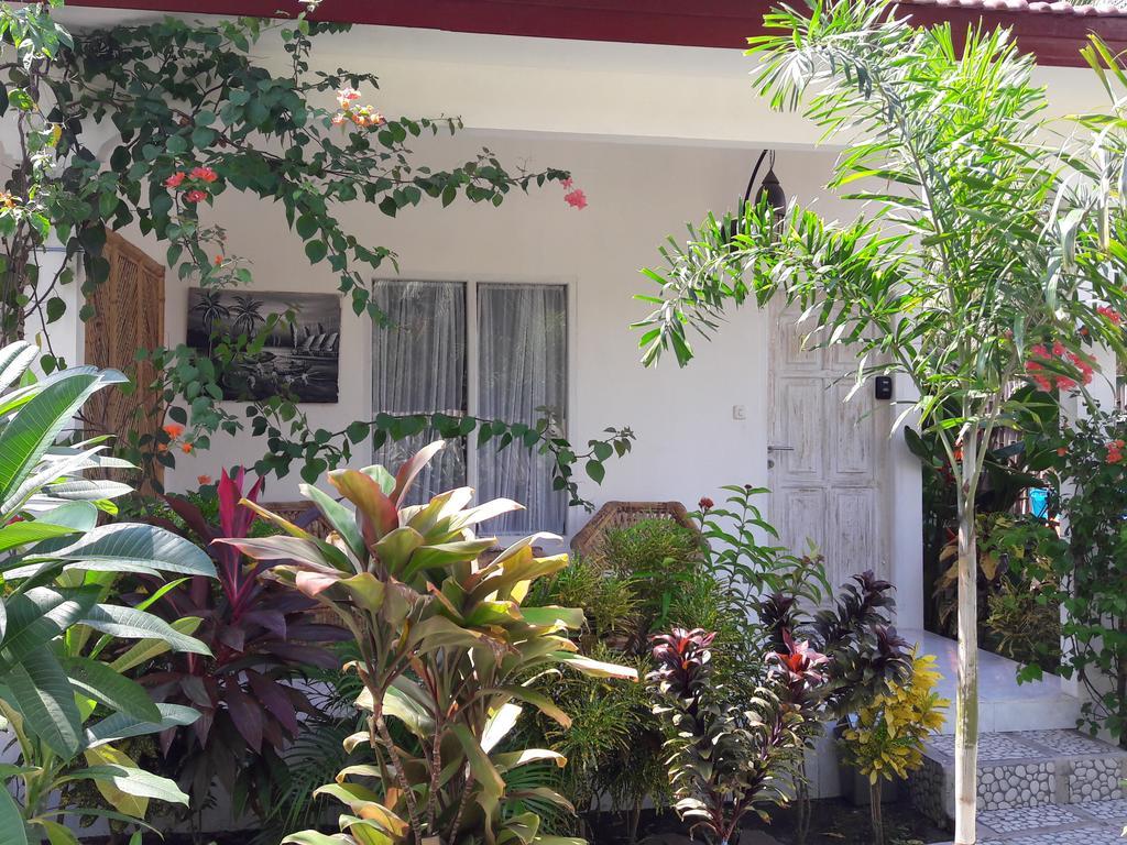 Wombat'S B&B Gili Trawangan Exterior photo